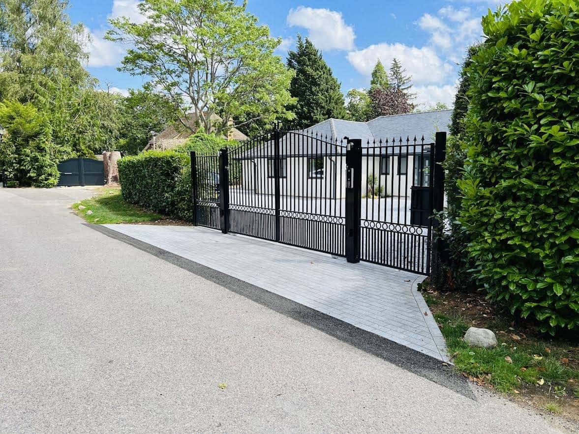 Photo of SteelElectric gates Berkshire Steel Electric gates Berkshire